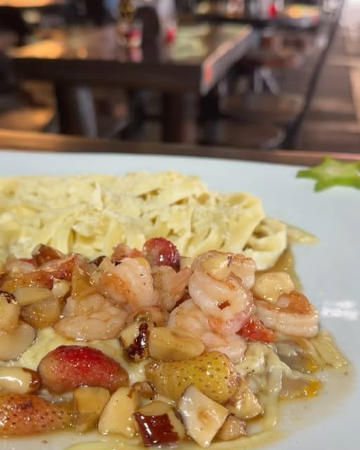 Pasta con camarones de Fogón de Leña